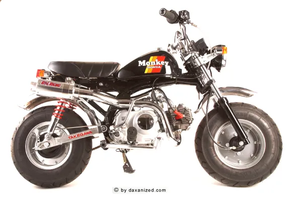 #17 Honda Dax Monkey Z50J black